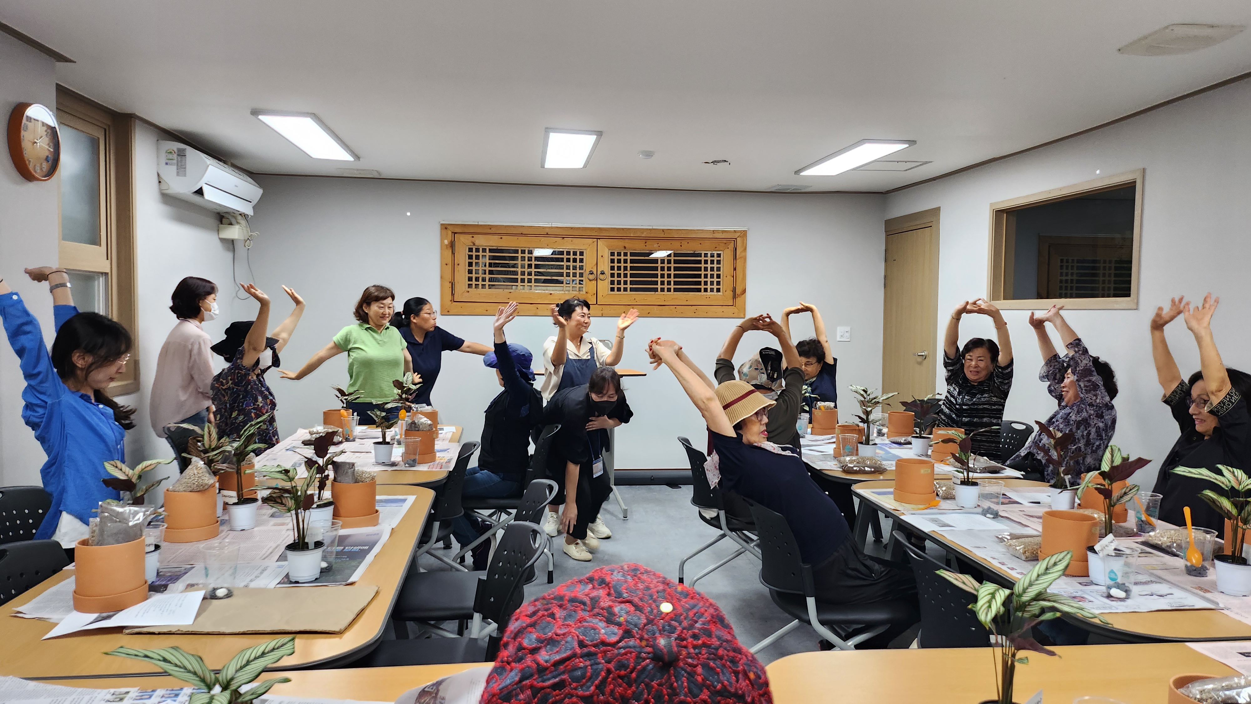 제주사회 취약계층과 함께하는 역사문화교육 <어르신과 나누는 문화체험>